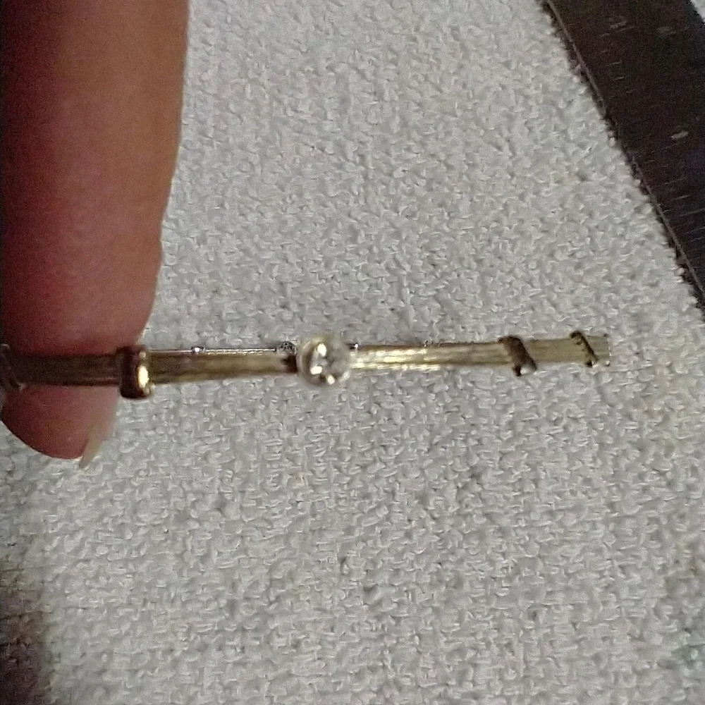 Wire bangle bracelet cz approx. 2.5 wide